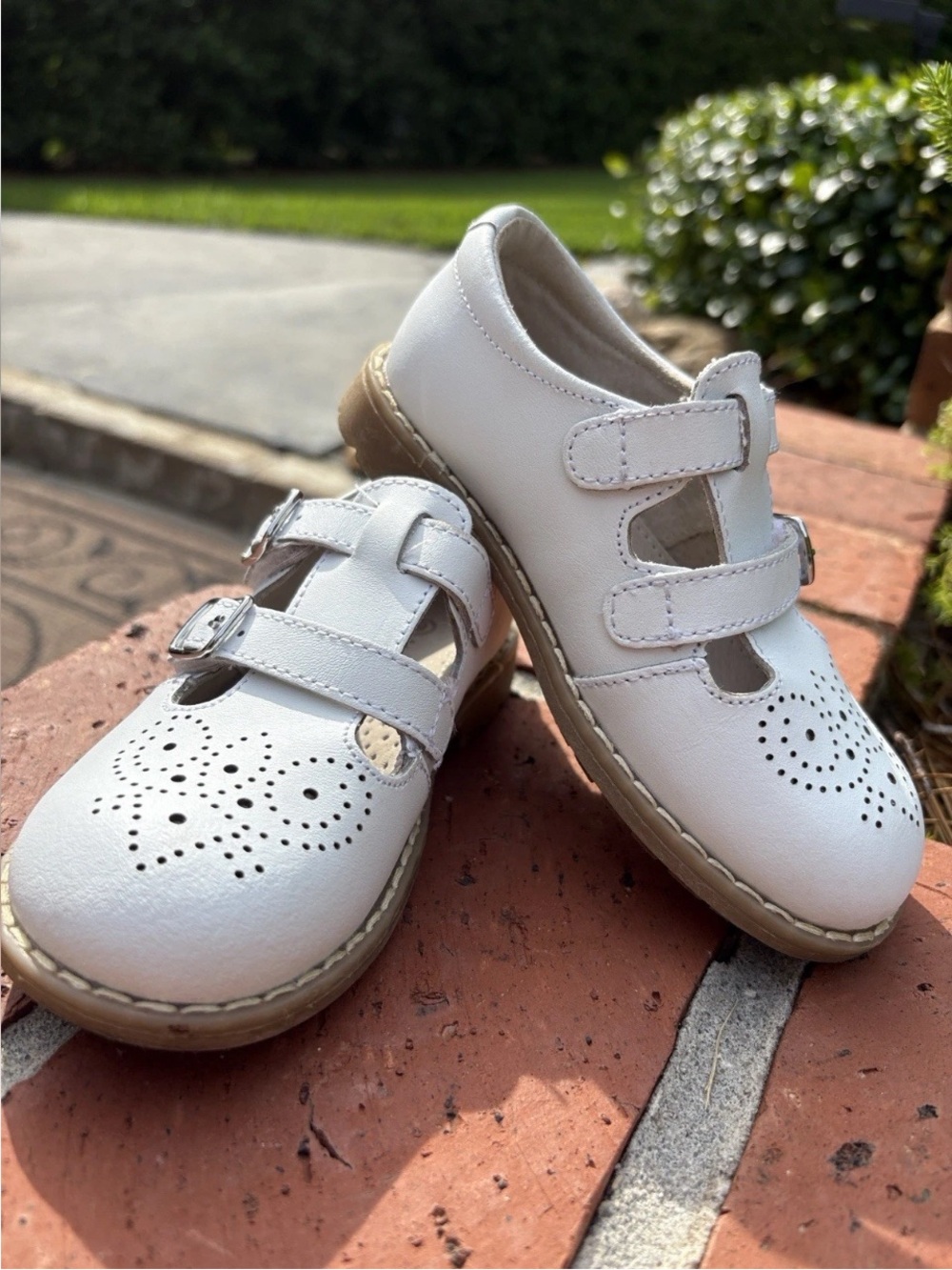 L'Amour Beatrix White Double T-Strap Mary Jane Dress Shoes Leather Toddler 9 - Picture 3 of 6
